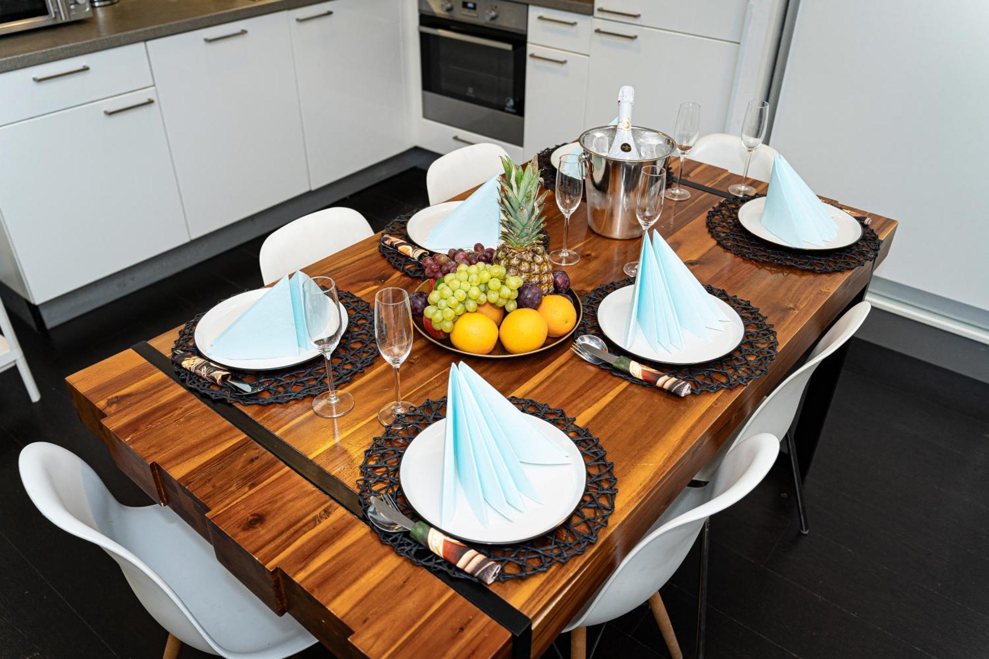 Kingdom Silver Deluxe Daire