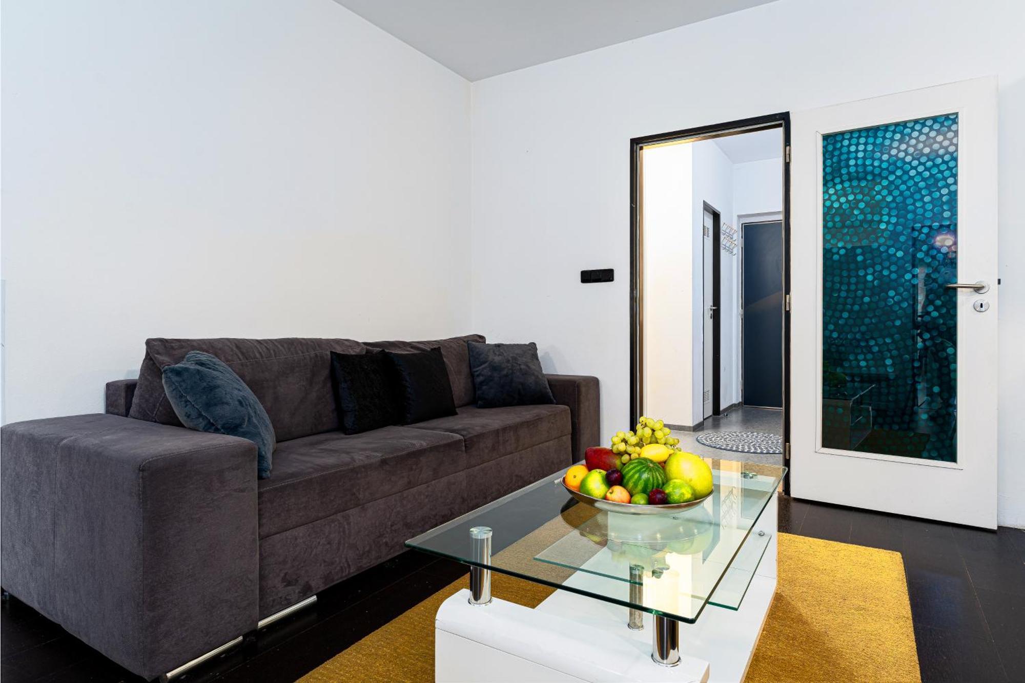 Kingdom Silver Deluxe Daire